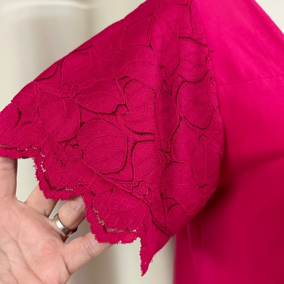 SOFT SURROUNDINGS HOT PINK SHORT LACE BELL SLEEVES SQUARE V-NECK TOP MEDIUM - Picture 2 of 9